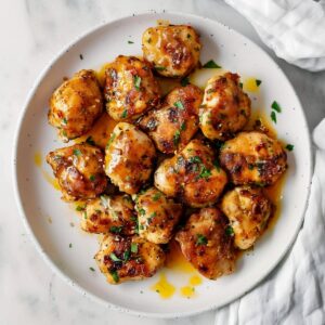 64d7d447c30160d648d4a45b9aeaa41f-3.jpg GARLIC CHICKEN