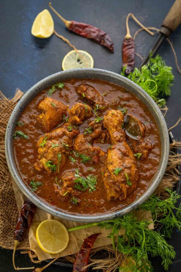 CHICKEN CURRY