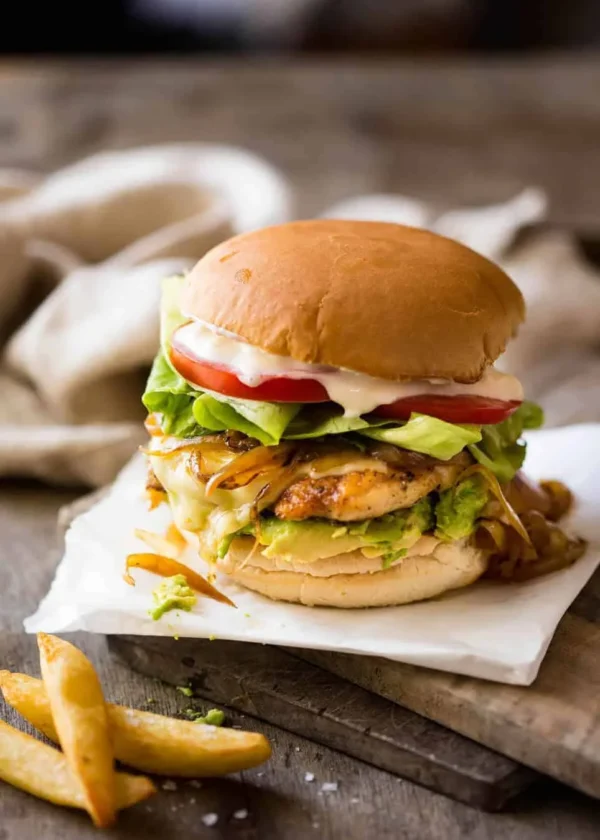 CHICKEN FILLET BURGER